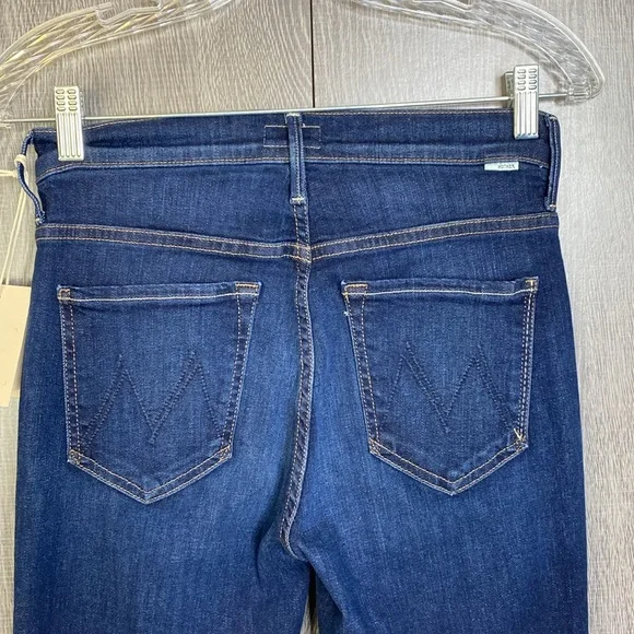 NWT MOTHER The Insider Crop Step Fray Jean in Off Limits - Picture 10 of 16